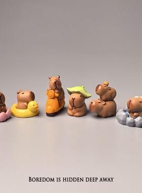 无聊了！摆一堆皮糙水豚