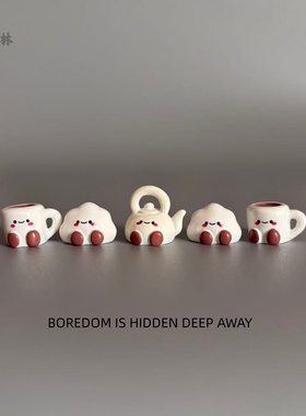 摸鱼森林奶茶牛角包治愈摆件