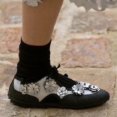 少女感花朵芭蕾舞鞋 女 百搭圆头抽绳平底玛丽珍运动鞋 2025夏季 新款