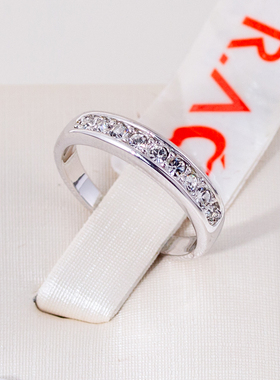 伊泰莲娜丽晶红苹果品牌系列女士半圈结婚钻戒指中指环男尾戒JZ05