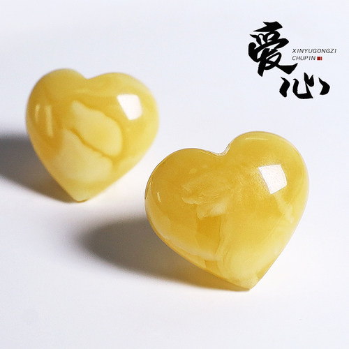 天然蜜蜡爱心吊坠佛珠琥珀雕件