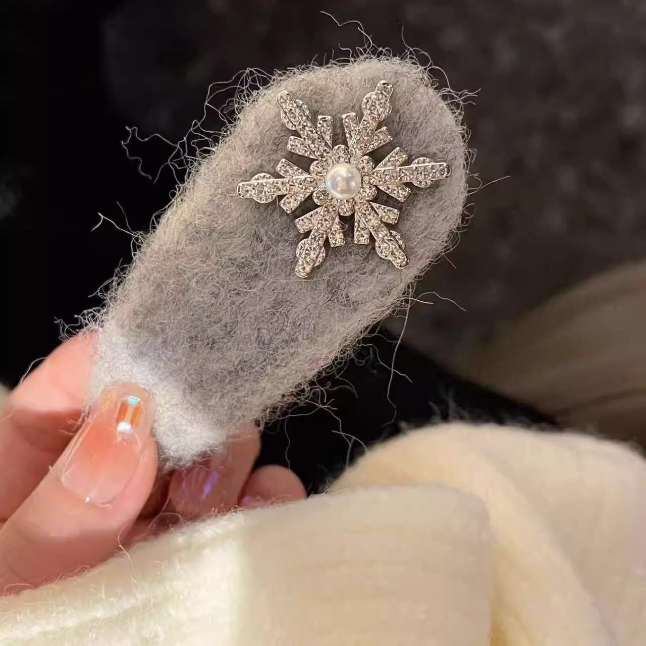 爆品毛绒水钻天然淡水真珍珠发夹盘发横夹雪花发卡发饰品卡子头饰