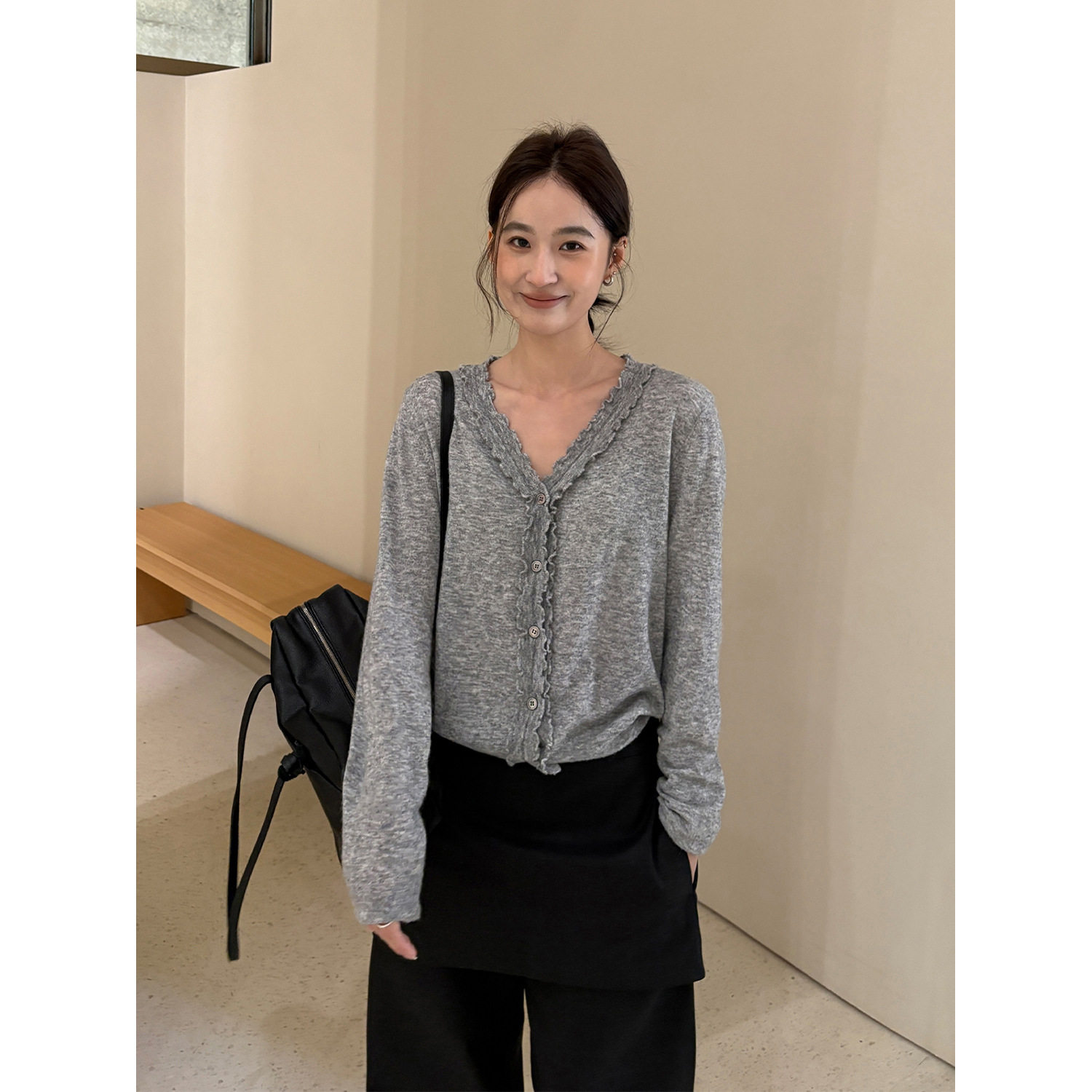 THXGIVING奶fufu甜妹感韩系温柔木耳边V领针织系扣开衫女2026春款