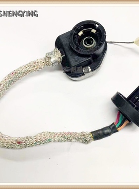 汽车大灯输出线氙气灯连接线高压线D2S转接头W3T10571 W3T19471