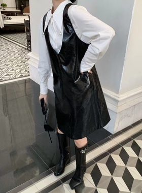 2025早春新款设计师蟒纹连衣裙PU背心裙高级感简约宽松显瘦设计感