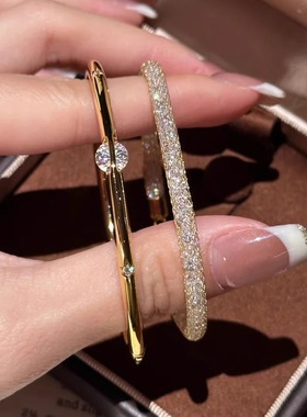 爆闪轻奢蕾丝满钻开口百搭手链女