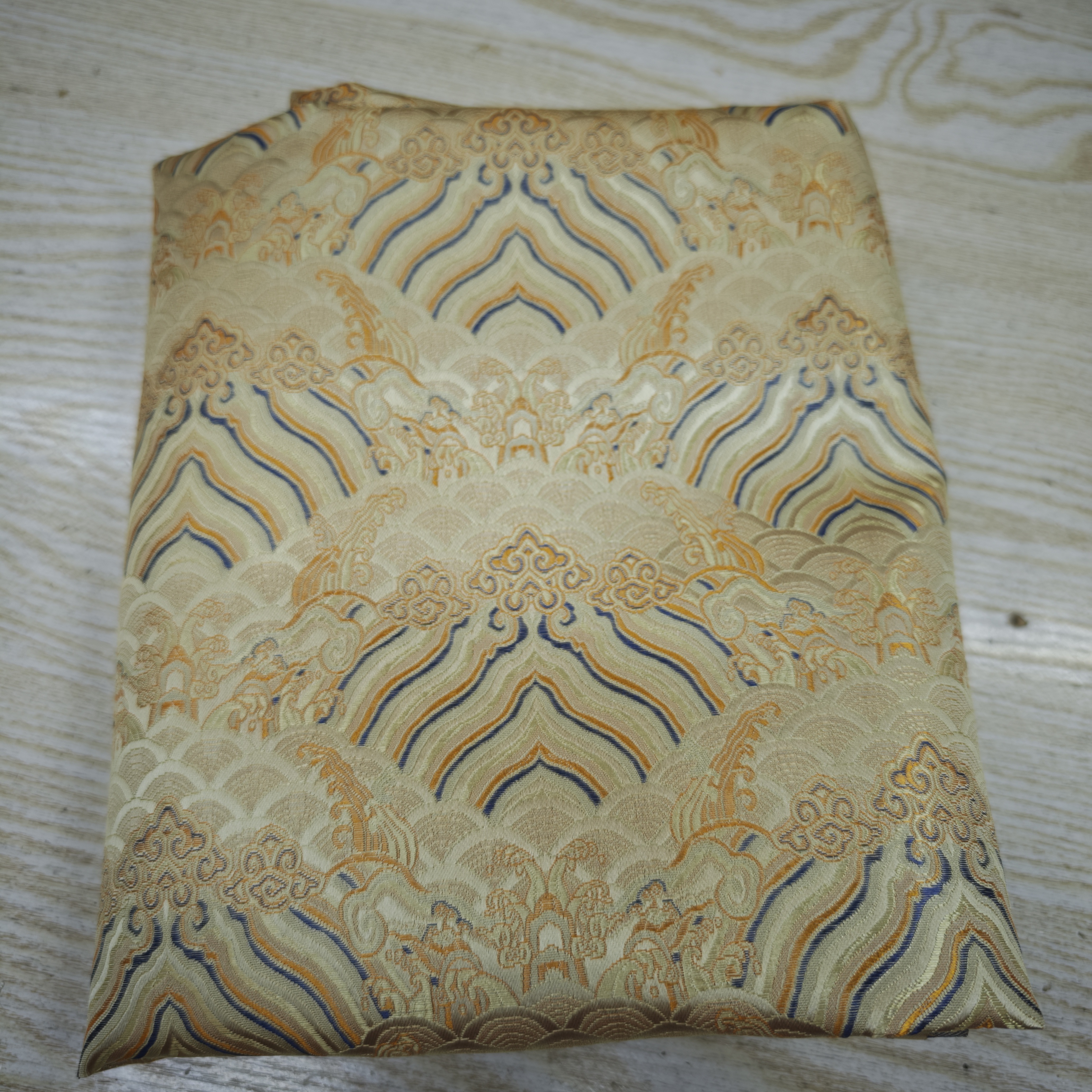 织锦缎布料汉服旗袍绸缎仿古坐垫提花丝绸中国风服装面料水浪海崖