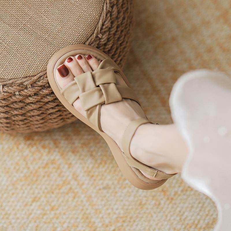 夏季网红百搭凉鞋女2025新款仙女风舒适软底上班不累脚厚底单鞋女