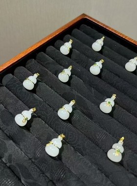 白玉葫芦吊坠18金镶镶嵌