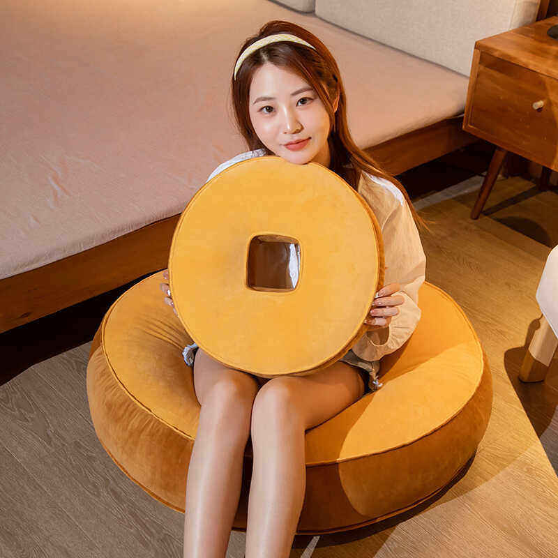 仿真金币金块风水铜钱圆形美臀坐垫靠垫毛绒玩具居家蒲团新中式,玩具/童车/益智/积木/模型,毛绒/玩偶/公仔/布艺类玩具,淘宝优惠券,粉丝福利购,淘宝优惠卷