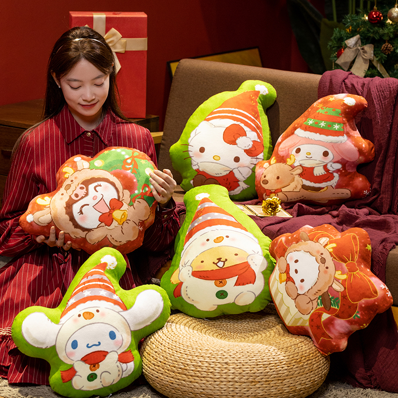 圣诞抱枕可爱卡通毛绒少女心居家卧室床头靠枕装饰玩偶布娃娃礼物