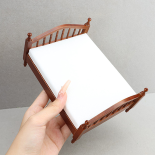 12分娃娃屋场景装饰袖珍创意木质微缩玩具双人床模型摆件迷你家具