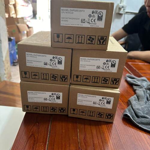 议价DVP32EC00T3 台达可编程序控制器 CPU模块维修