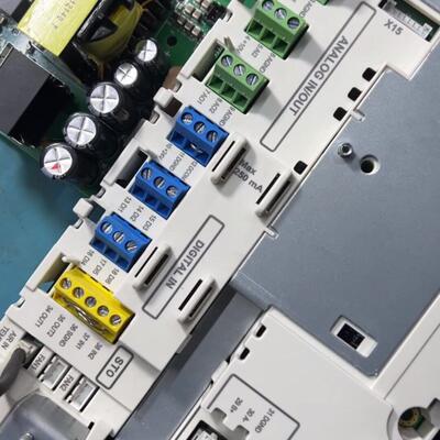 议价CCU-24-Q CON-24 ACQ580 变频器工控主板维修