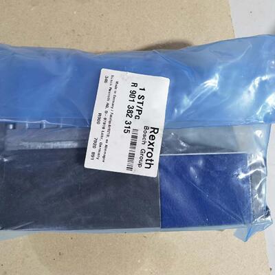 议价R901382315 4WRPEH6C3B40L-3X/M/ 液压阀 工控自动化配件维修