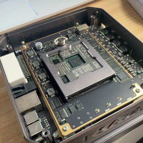 议价EYBG3 E02 ADS开发套件 ECARX嵌入式开发核心板维修