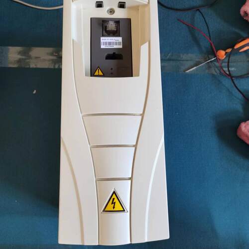 议价ACS510-01-012A-4 ABB变频器 5.5KW工控自动化调速装置维修