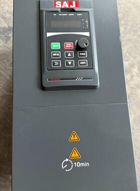 议价VM1000B-4T011GB/015PB 三晶变频器 11KW调速装置维修
