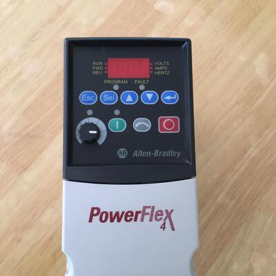 议价22A-A4P5N104 AB罗克韦尔变频器 0.75KW PowerFlex4维修