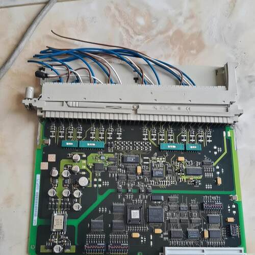 议价6ES5466-4UA11 工控模块 功能包好 工业控制板卡维修