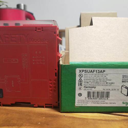 议价XPSUAF13AP 安全继电器 安全模块 工控自动化配件维修