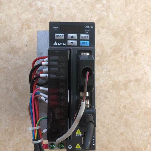 议价ASD-B2-0721-B 伺服驱动器 台达 750W AC220V 工控配件维修