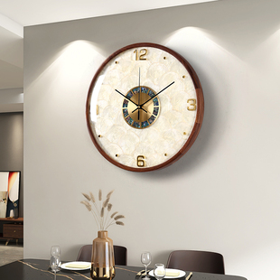 39n轻奢2024贝壳钟表客厅餐桌挂钟家用时钟挂墙大气新款 石英 美式