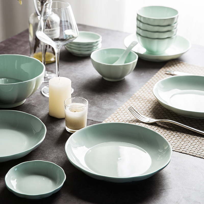 63n青瓷中式餐具套装古风家用碗碟碗盘青色釉下彩陶瓷