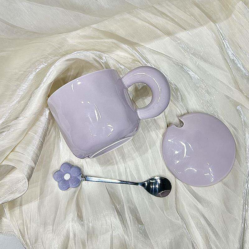 创意高看陶瓷杯小众杯女孩咖啡杯夫妇饮用杯大容量与盖子勺子