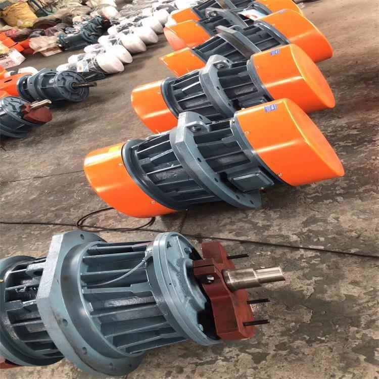 侧板振动电机3.7W法兰振动电机侧板激振脱水筛振动筛圆振