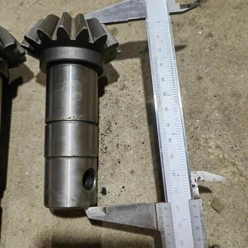 废铁四行履带玉米收链轮齿轮 割台齿轮箱锥形齿轮,分动箱伞齿轮