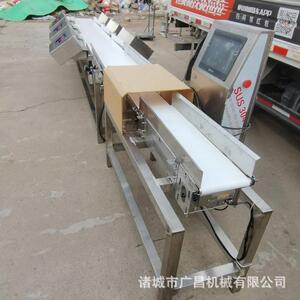 鱼类分大小机器鲤鱼墨鱼分级机