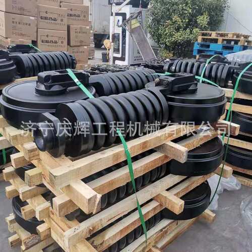 挖轮掘机PC20-8涨紧油缸引导轮成支重钩机PC总204PC200-80-8履带