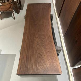 尺寸：226 5.6独板北美黑胡桃大板自然边