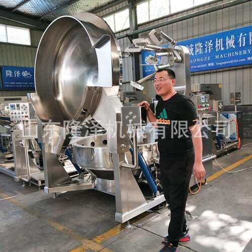 燃气辣椒酱炒锅 豆豉黄豆酱料翻炒锅 刮底翻炒搅拌均匀
