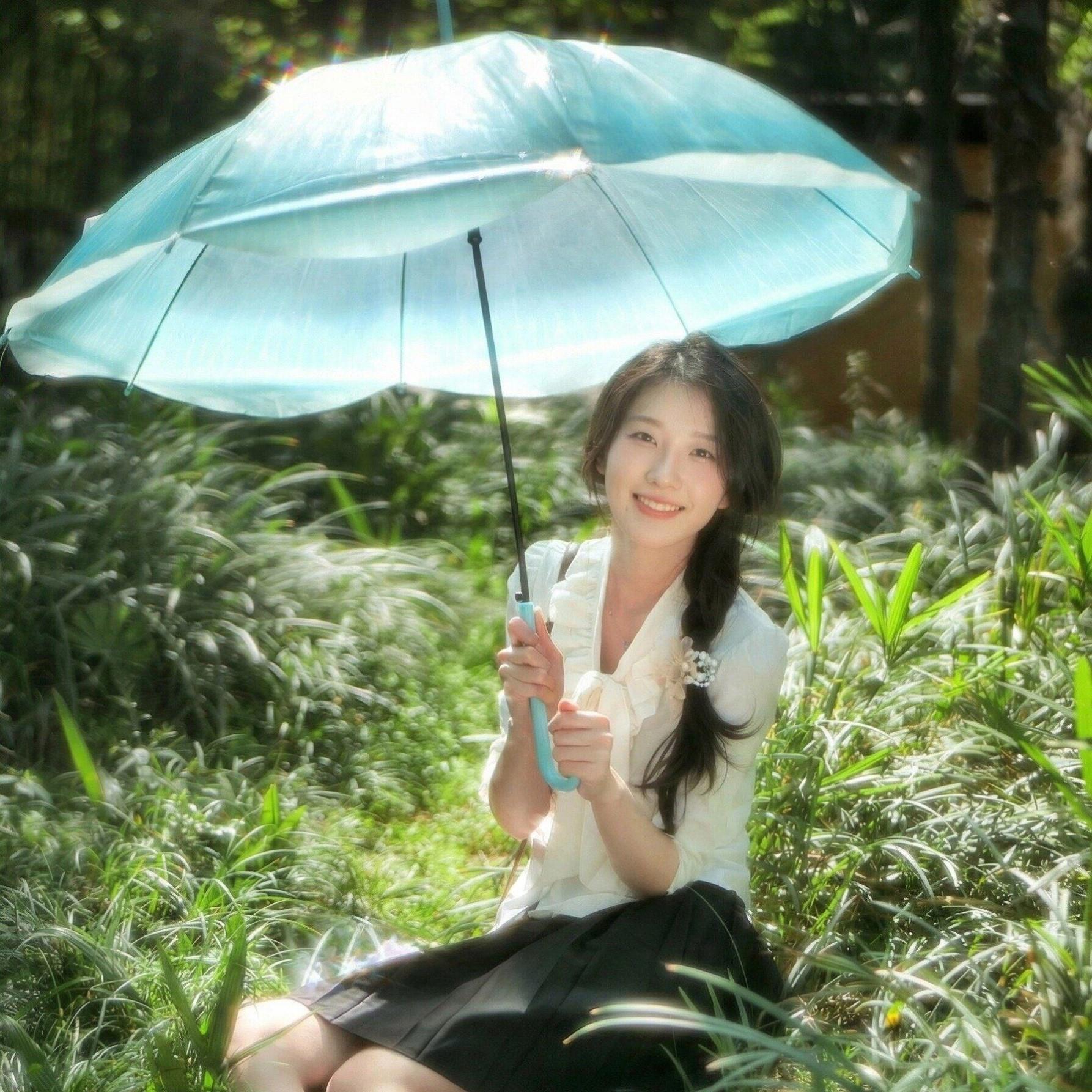 水母雨伞透明日系可爱高颜值长柄伞高颜值氛围感写真拍照出片神器