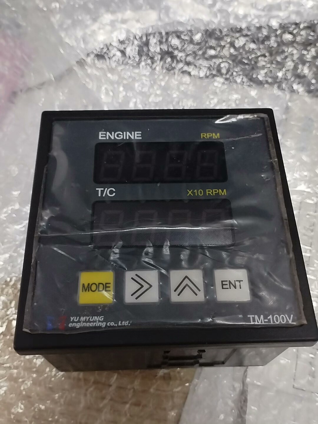 韩国YU MYUNG TM-100V发动机转速显示器，全新原