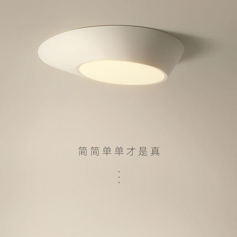 新款家装北欧主卧吸顶灯现简约创意个性卧室灯智能无极调光灯具