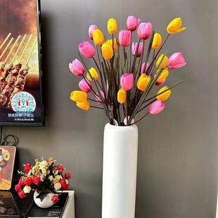 落大装 新款 客厅 真花 饰花郁金香绢花塑料花地束花瓶家居花 假仿