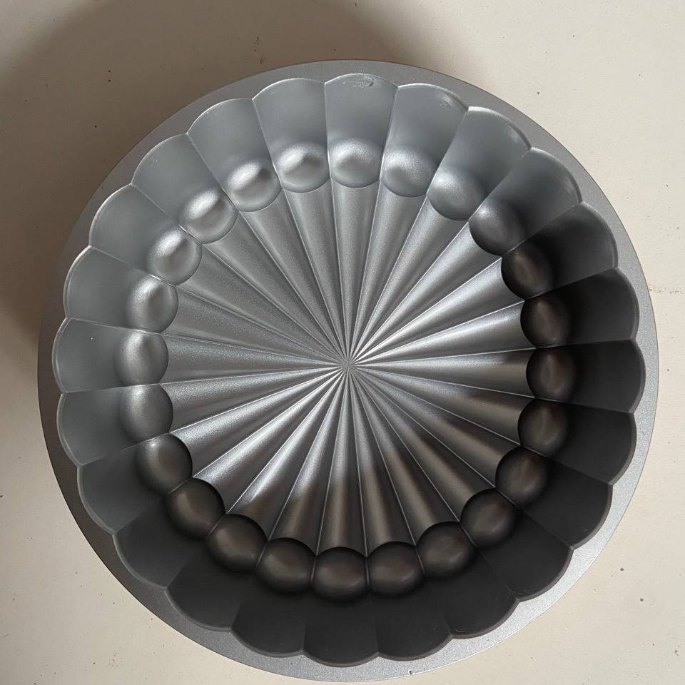 新款直销烘焙工具家用蛋糕模具烘焙用品的工具铝压铸磨具供货