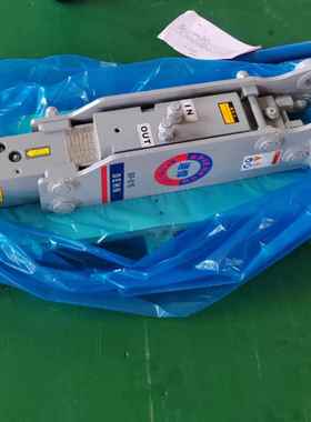 迪碎破碎HUD锤DHN微挖E破锤三角破碎锤小松挖机破碎锤悍炮头