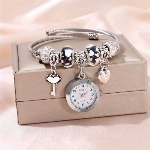 Fashion Love Pendant Women