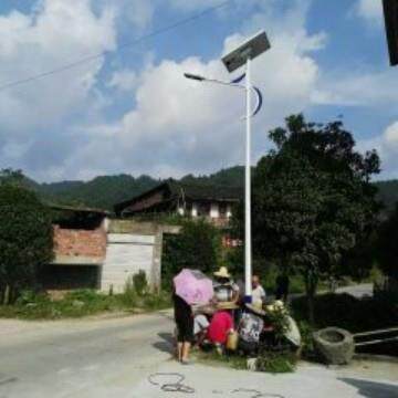 新农村太阳能路灯 厂家直销6米杆30W40W 50W小金豆太阳能led路灯