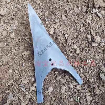 犁铧尖犁头开沟器老式铸铁犁铧农用犁地耕地专用翻地老款生铁犁铧