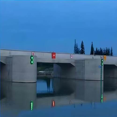 国标桥涵警示灯同步频闪 太阳能+市电双模供电 涵洞弯道引导 灯 - 封面