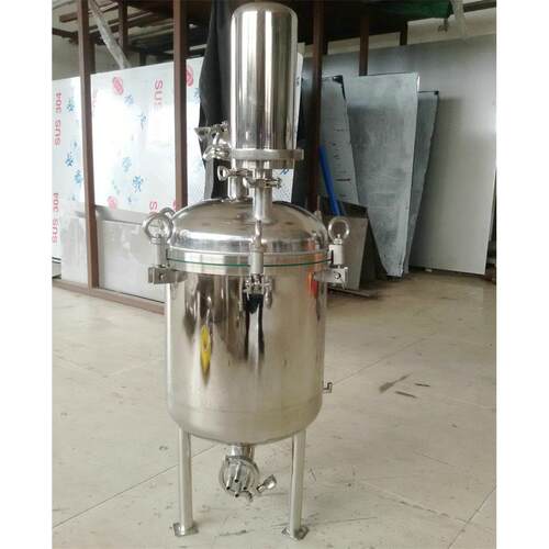 厂家直销卧式不锈钢罐活性炭不锈钢罐不锈钢罐子量大从优