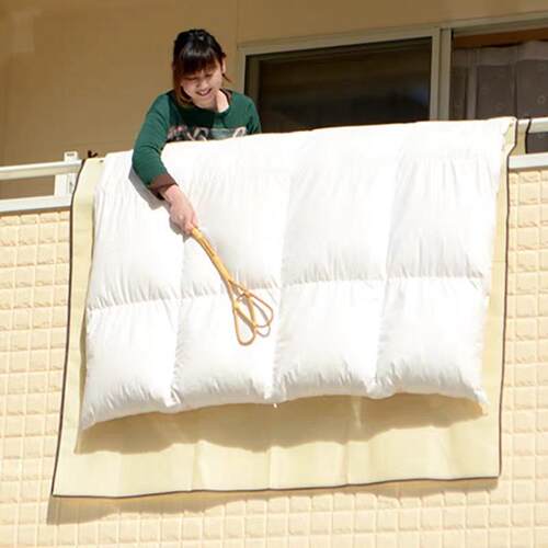 Balcony railing quilt drying pad, a wonderful tool for sunni