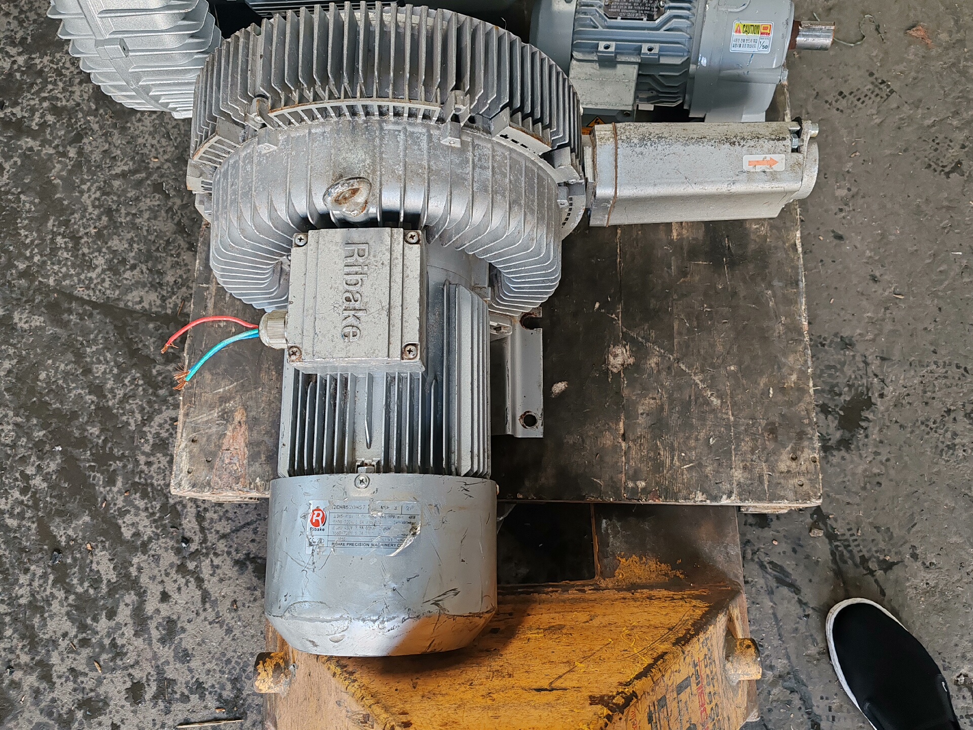 瑞贝克旋涡风机增氧机双叶轮，功率4千瓦，电压三相380V口径