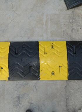 MNSD320*10AYQ00*50橡胶速带波减形橡胶减速块减浪速板质保2年