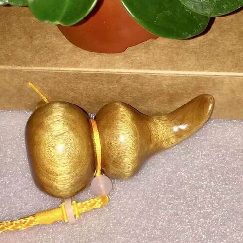 新款直销金丝楠木满波纹手把件斗牛葫芦富甲天下吊坠文玩手工雕刻